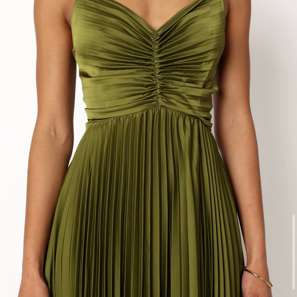 Petal & Pup Olive Green Maxi Dress - Picture 4 of 6
